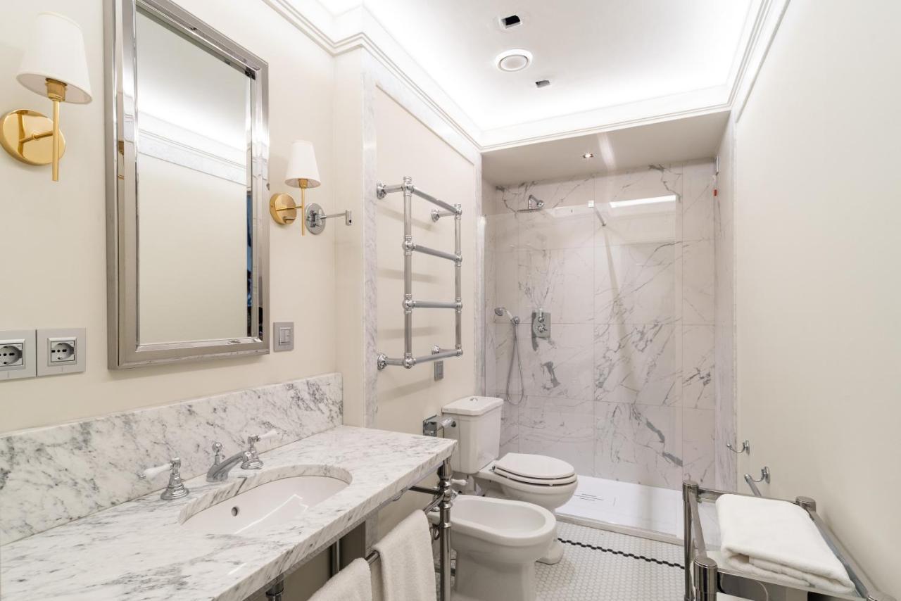 Room Mate Collection Gran Filippo, Rome-Fontana Di Trevi 外观 照片